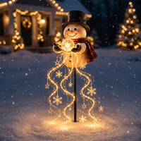 Décoration de jardin de Noël solaire TSINYE, bonhomme de neige lumineux, lumière LED blanche chaude en spirale, ornement flocon de neige, décoration de jardin pour les fêtes