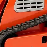 Chargeuse compacte sur pneus avec plateforme ouverte et commandes manuelles et au pied pour les applications de construction, d'agriculture et de démolition légère