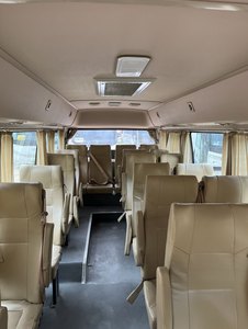 Autobús eléctrico de tamaño mediano con 25 asientos, autobús turístico de bajo kilometraje, oferta en línea - Product Image 6