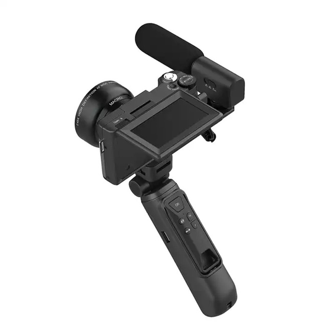 4K Vlog Digital Video Camera with 3.0'' Rotation Screen and Remoter Control Camcorder HD Digital Zoom Camera