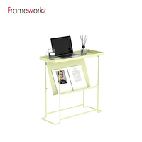 Mesa Auxiliar con Archivador para Revistas, Mesa Lateral con Puertos USB y Enchufes, Mesa para Sofá, Mesa de Noche para Sala de Estar o Dormitorio
