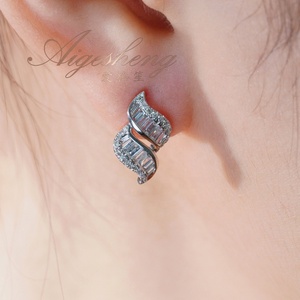 Aigesheng Tuyên Bố Đồ Trang Sức Thời Trang Độc Đáo <span class=keywords><strong>Stud</strong></span> Bông Tai Cho Phụ Nữ 18K Bất Rắn Vàng Tự Nhiên Kim Cương Bông Tai - Product Image 5