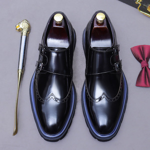 Mocasines con correa de cuero para negocios, formales e informales, zapatos de cuero con acabado brillante - zapatos de boda para hombre, hechos de cuero vacuno - Product Image 2
