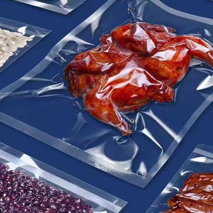 พลาสติกบรรจุ<span class=keywords><strong>ปลา</strong></span>เป็นมิตรกับสิ่งแวดล้อมถุงพลาสติกโพลีเอสเตอร์ซีลสุญญากาศสำหรับอาหารทะเลแช่แข็งถุงพลาสติกสุญญากาศเกรดเชิงพาณิชย์ - Product Image 4