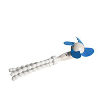 Ventilateur domestique en plastique de haute qualité, rechargeable 800 mAh, 3 vitesses, en forme de pieuvre