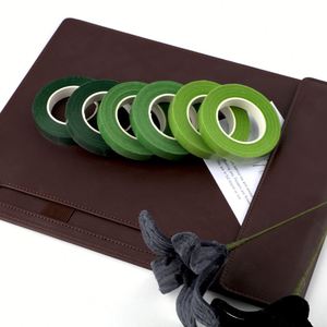 Cinta Floral Esencial Verde de 30 Yardas, Set de 3 Tonos Más Populares para Envolver Flores sin Costuras y Manualidades con Limpiapipas - Product Image 4
