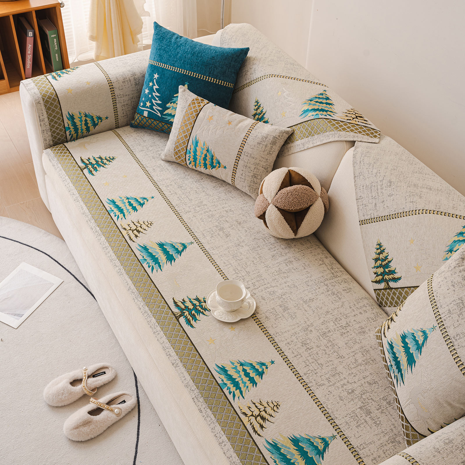 สีเทาอ่อน