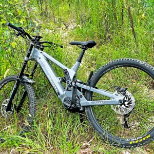 500w Bafang M600 Mid Motor bicicletta elettrica Mountain downhill bike e MTB Rockshox 200mm bici elettrica
