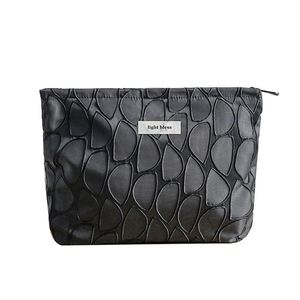 Portable Women's Multifunctional Cosmetic Bag with Holographic Zipper Closure Size Wash <b>Liner</b> Storage Bag - Product Image 4