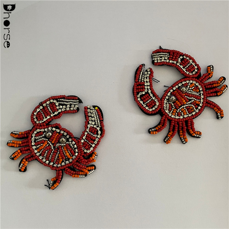 新入荷 オレンジレッド カニ ハンドメイド フェルト シェニール ビーズ