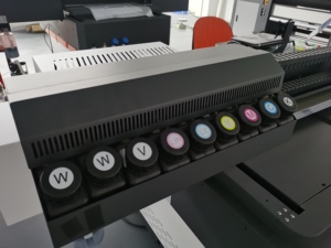 Impresora UV de cama plana de alta calidad 9060 Máquina de impresión UV para impresora de inyección de tinta de cuero/vidrio/metal - Product Image 5