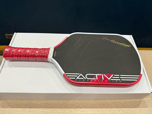 Raquette de pickleball allongée personnalisée EAVX, face en fibre de carbone 3K de 16 mm, noyau en nid d'abeille léger, haute performance, OEM ODM, vente en gros - Product Image 1