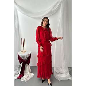 Conjunto de 2 Piezas para Mujer, Shorts y Top de Chifón Rojo con Volantes, Diseño Moderno al por Mayor - Product Image 4