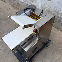 Machine à rouler la pâte automatique en acier inoxydable, nouvelle génération, à alimentation continue, pour les restaurants et cuisines commerciales.