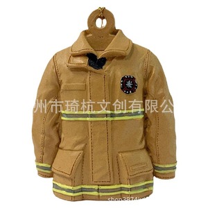 Décoration murale de Noël Qi Hang en forme de combinaison de pompier, cadeau pour le salon - Product Image 5