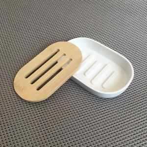 2022 הנמכר ביותר קיימא במבוק עץ קטן צלחת סבון מפואר בר בצבע עץ סגלגל מקרה מחזיק עם מייבש - Product Image 3