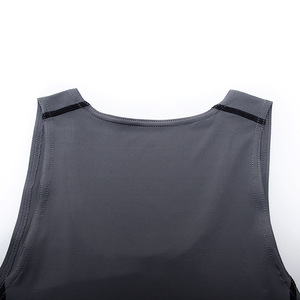 Camiseta Deportiva Elástica de Secado Rápido para Hombre, Estilo Slim Fit, Compresión para Gimnasio y Baloncesto, Sólida, de Secado Rápido y Absorbente - Product Image 4