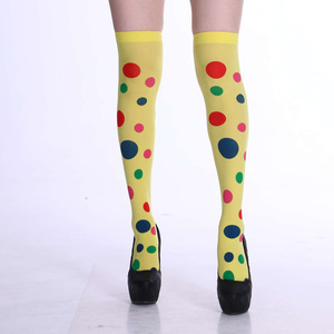 Bas imprimés Halloween pour femmes, au-dessus du genou, à pois colorés, à rayures arc-en-ciel, accessoire de costume de fête - Product Image 3