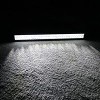Barre de lumière LED à double rangée droite de vente chaude Offroad Flood Spot Combo 12V 24V Ip67 4X4 Barre de lumière LED pour camion voiture tout-terrain