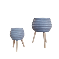 Pots de fleurs en fibre de verre modernes de Foshan avec trou de drainage, légers et écologiques, pour usage intérieur/extérieur et centres commerciaux