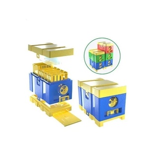 New Chinese Italian Bee <strong>Small</strong> Mini Queen Rearing &amp; Mating Box Plastic Single-layer Color Mechanical <strong>Beehive</strong> - Product Image 2