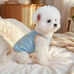 Elegante y lindo chaleco transpirable de poliéster para perros con diseño de cocotero, ropa para mascotas para primavera y verano. - Product Image 2