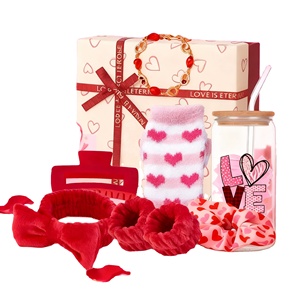 Set de Regalo Romántico para el Día de San Valentín para Mujer, Caja de Regalo con Vaso de Vidrio, Regalo Perfecto para Novia/Ella - Product Image 1