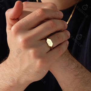 Gemcel di alta qualità prezzo all'ingrosso personalizzato 18K placcato in oro unico anello esagonale incidibile - Product Image 2