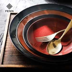 Assiettes en <span class=keywords><strong>porcelaine</strong></span> vente en gros rondes couleur rouge pâtes assiette à steak vaisselle plats <span class=keywords><strong>de</strong></span> noël <span class=keywords><strong>service</strong></span> <span class=keywords><strong>de</strong></span> dîner assiettes <span class=keywords><strong>service</strong></span> <span class=keywords><strong>de</strong></span> <span class=keywords><strong>table</strong></span> en céramique - Product Image 2