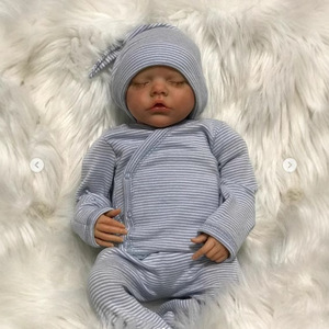 Vente en gros de poupées bébés réalistes <span class=keywords><strong>Reborn</strong></span> Poupées bébés <span class=keywords><strong>jumeaux</strong></span> en silicone faites à la main pour filles et garçons - Product Image 5