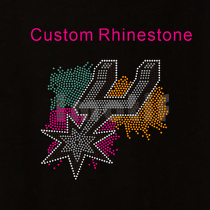 Motivo <span class=keywords><strong>de</strong></span> diamantes <span class=keywords><strong>de</strong></span> imitación termoadhesivo personalizado con transferencia <span class=keywords><strong>de</strong></span> cristal del equipo <span class=keywords><strong>de</strong></span> baloncesto <span class=keywords><strong>Spurs</strong></span> para <span class=keywords><strong>camiseta</strong></span> DIY - Product Image 2