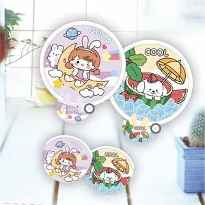 Abanico Redondo Plegable de Dibujos Animados 24.5x20cm, Diseño Dulce, Portátil, para Estudiantes - Product Image 2