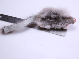 Grosir mainan kucing bulu kelinci dengan tikus berlari Mini lucu bermain tikus abu-abu mainan warna kucing - Product Image 6