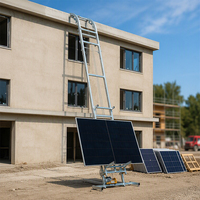 En stock : Élévateur de panneaux solaires Moni Ladders pour l'installation de panneaux, avec levage automatique, disponible en versions 12m, 25m et 10 mètres.