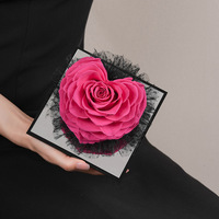 Vente en gros d'un seul miroir en forme de cœur en acrylique, rose géante et fleur éternelle, cadeau pour l'accompagnement des fêtes, plantes et fleurs conservées