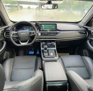 Chery Tiggo 8 2021 1.6TGDI Automatico Versione Siberia 5 Posti SUV Benzina <span class=keywords><strong>di</strong></span> Medie Dimensioni Economico per Esportazione Globale Auto Usate - Product Image 3