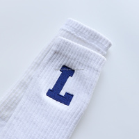 Chaussettes de sport brodées pour jeunes hommes, respirantes, écologiques, à séchage rapide, pour la course à pied au printemps