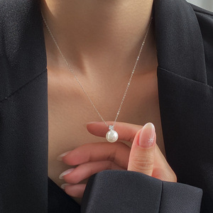 Collier Wenchi S925 en argent pur, luxe léger, simple, incrusté de diamants, perle synthétique robuste, chaîne de clavicule à diamant unique - Product Image 2