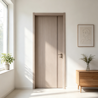 Porte d'entrée battante en MDF avec texture et finition imitation bois, résistante aux rayures et durable