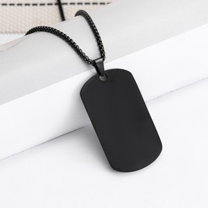 Collier pendentif en acier inoxydable lisse en forme de bouclier <span class=keywords><strong>pour</strong></span> accessoires de mode masculine, gravure laser de contenu photo - Product Image 4