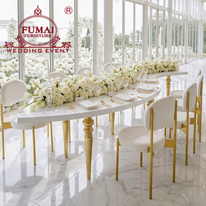 Table de banquet moderne blanche en forme de S de FUMAI FURNITURE avec pieds dorés pour mariage, événement, hôtel - Product Image 1