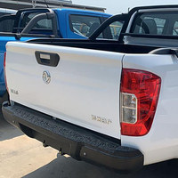 Dongfeng 4WD Otomatis dengan Layar Warna Besar Truk Pickup Diesel LHD