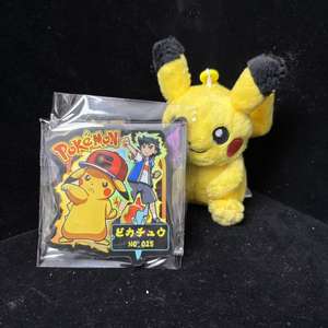 Jeu de table laser Pokémon DM 151, figurines de collection d'anime, <span class=keywords><strong>Pikachu</strong></span>, Charizard, Gengar, décoration portable pour la maison, cadeaux <span class=keywords><strong>en</strong></span> gros - Product Image 3
