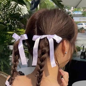 Accesorio original para el cabello con lazo al estilo japonés en negro, blanco y gris, en varios tamaños, incluyendo pinzas de pico de pato. - Product Image 4