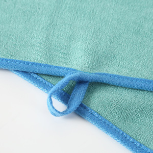 Serviette de nettoyage en microfibre 40x40 cm, épaisse, sans résidus d'eau, pour voiture et usage domestique - Product Image 3