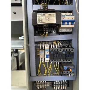 آلة ضغط الألمنيوم والفولاذ للأبواب 2000*3000 بالضغط الحراري - Product Image 5