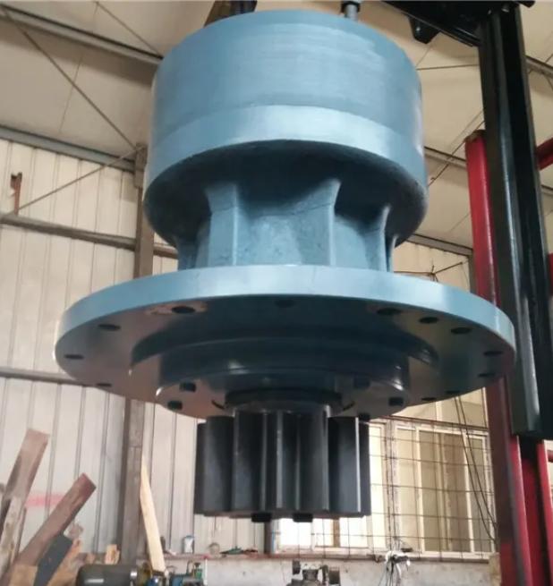 New Excavator Parts R305-7 Swing Gearbox 31E9-01052 Swing