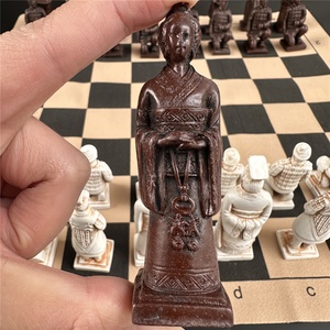 Set di Scacchi 3D Guerrieri di Terracotta in Resina, Grande Scacchiera con Modellazione di Vecchi Caratteri, Gioco per Regalo di Natale e Halloween - Product Image 5