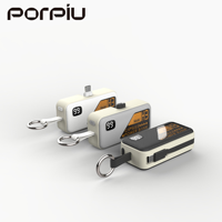 Cadeaux promotionnels chargeur de porte-clés de poche 5000mah Mini batterie externe intégré dans le câble de type C Port de charge pliable numérique