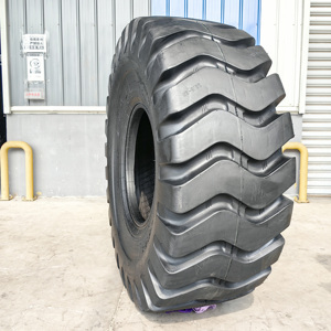Accesorios de Alta Calidad E-3/L-3C, Ruedas Neumáticas de 10-16.5NHS con Diseño de Neumático Diagonal, Nuevas - Product Image 4